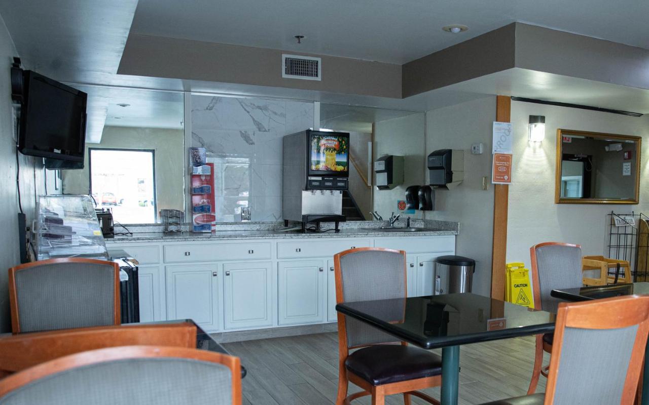 Econo Lodge Hopewell Esterno foto