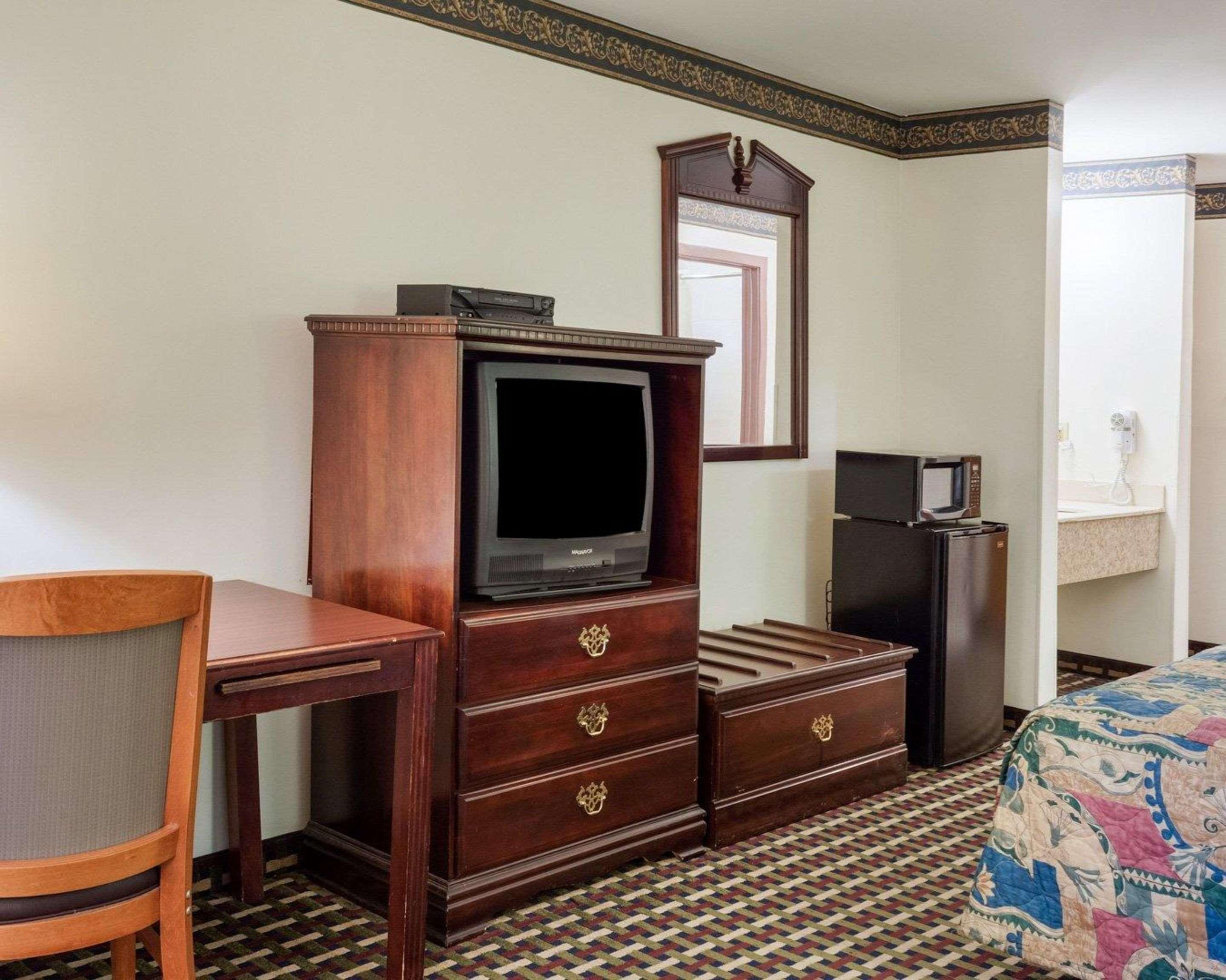 Econo Lodge Hopewell Esterno foto